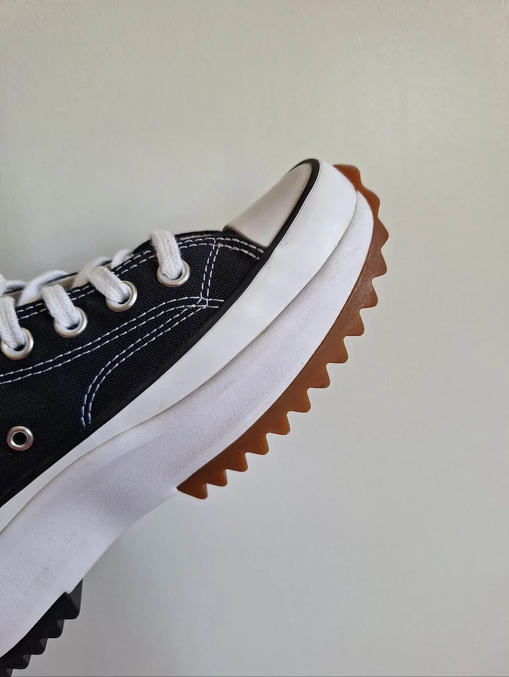 Converse high top